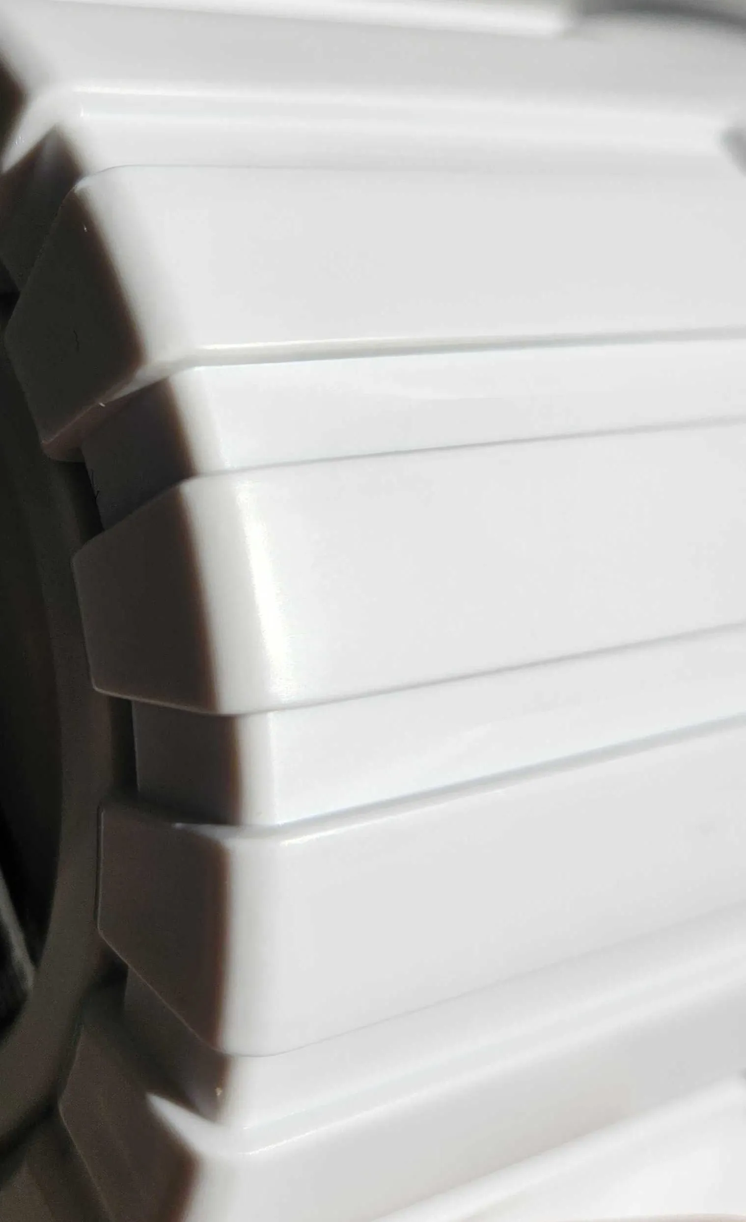 Vista posterior da sirene BTK-SR4000